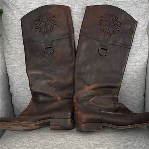 Frye boots
Brown Leather Riding Boots
